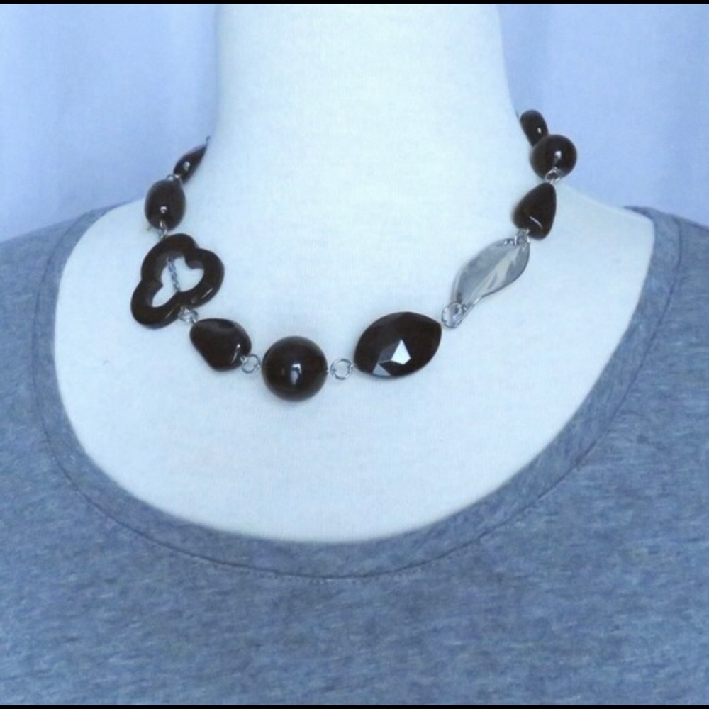 NWOT Artisan Black Choker Length Statement Necklace